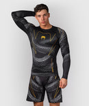 Rash Guard - Venum - Matupa, pitkähihainen, Musta/Harmaa