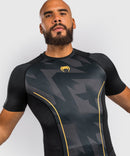 Rashguard - Venum - Razor - Lyhythihainen - Musta/Kulta